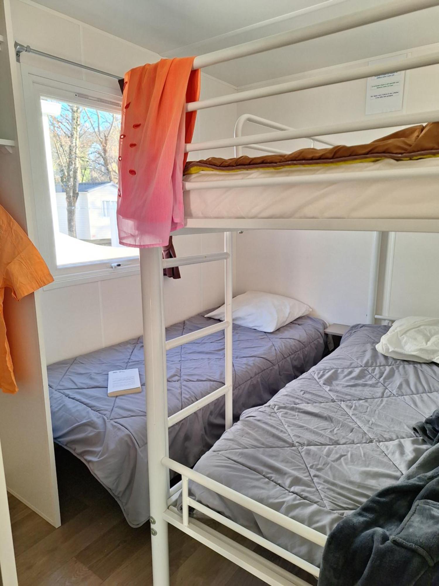Hotel Les Rives D'Auzon Lavilledieu  Zewnętrze zdjęcie