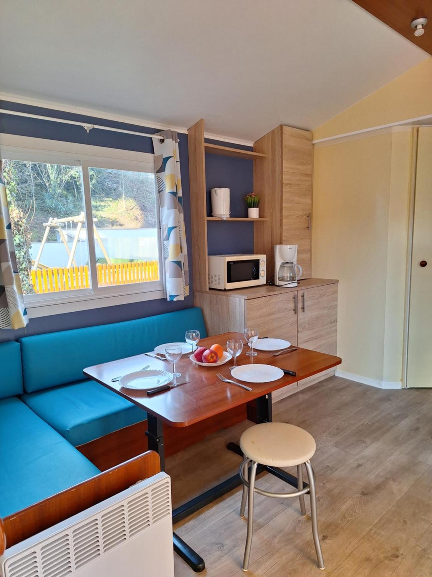 Hotel Les Rives D'Auzon Lavilledieu  Zewnętrze zdjęcie