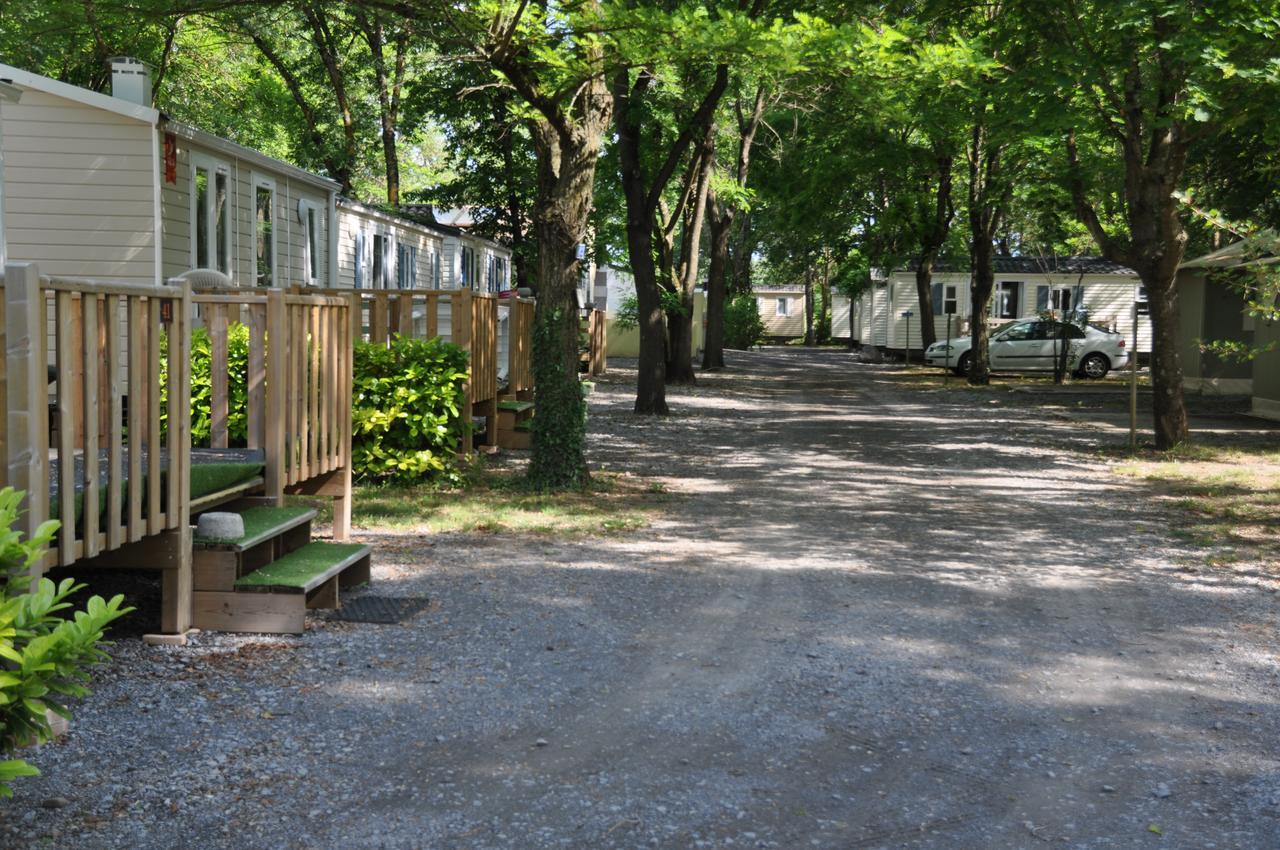 Hotel Les Rives D'Auzon Lavilledieu  Zewnętrze zdjęcie