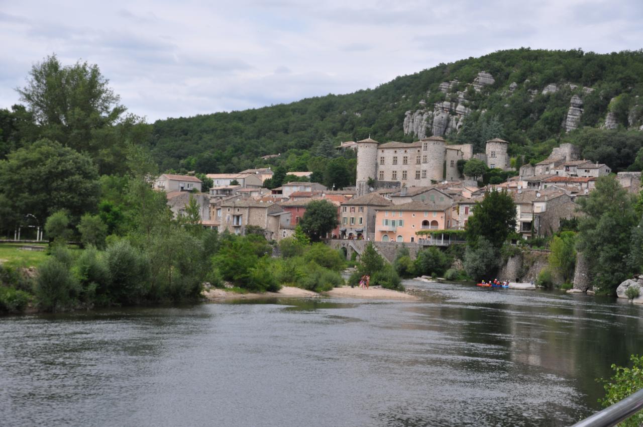 Hotel Les Rives D'Auzon Lavilledieu  Zewnętrze zdjęcie